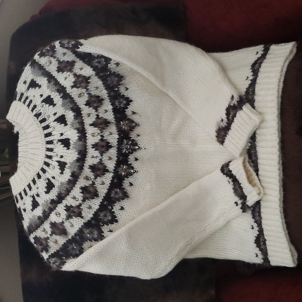 Ann Taylor Loft Rhinestone Embellished Sweater. Size Petite Large.